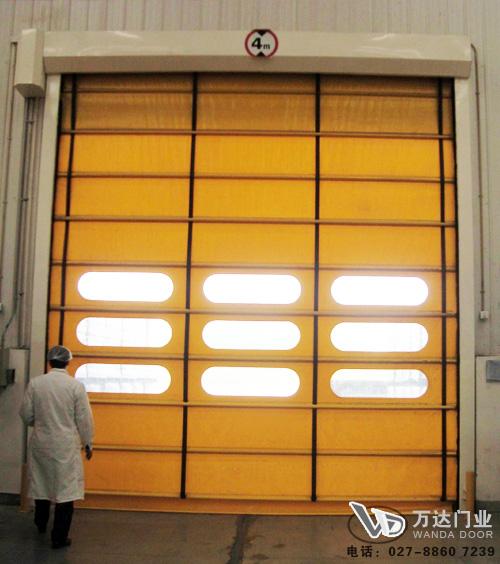 兴庆堆积门
